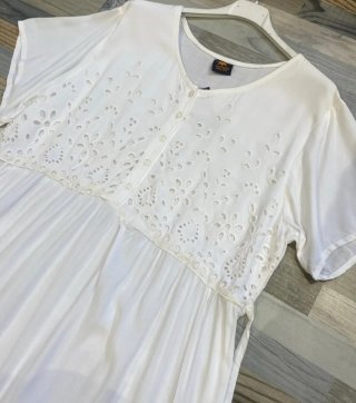 Vestido largo blanco bordado
