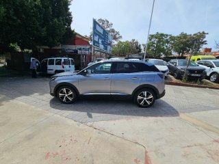 Peugeot 3008 Hibrido Enchufable 4x4 300 cv GT 2022