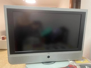 Televisor Loewe 32 Plata y Negro