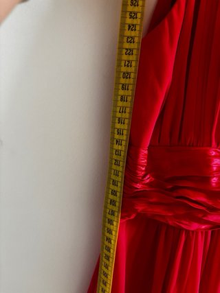 Vestido largo rojo para invitada