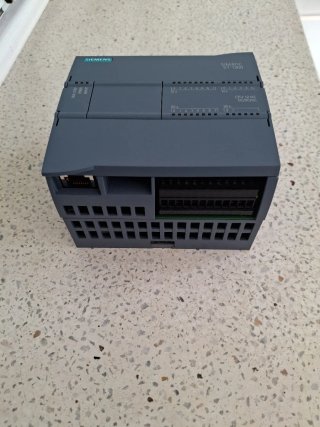 Siemens S7-1200 CPU 1214C DC/DC/DC
