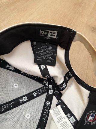 Gorras New Era NY (Gris y Blanca)