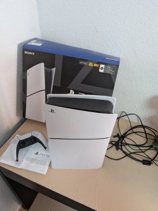 PS5 DIGITAL 825 GB CON JUEGOS SOLO 420€!!