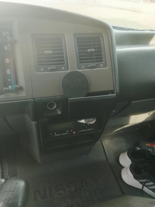 Nissan Atleon 2010