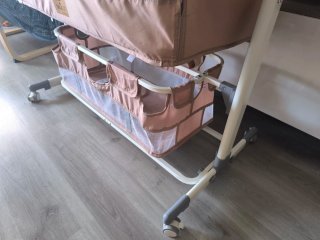 Minicuna colecho con balanceo automático