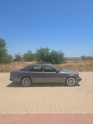 Mercedes-Benz Clase E 1993