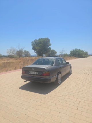 Mercedes-Benz Clase E 1993