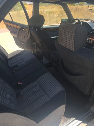 Mercedes-Benz Clase E 1993