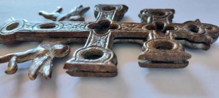 Cruz de Caravaca Antigua Bronce S. XVIII