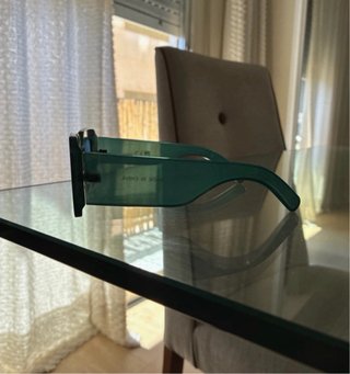Gafas de sol vintage verdes y azules