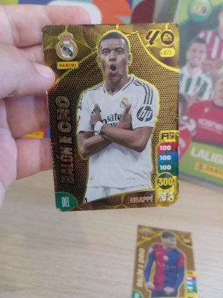 Cromos Adrenalyn XL Momentum y Balón de Oro