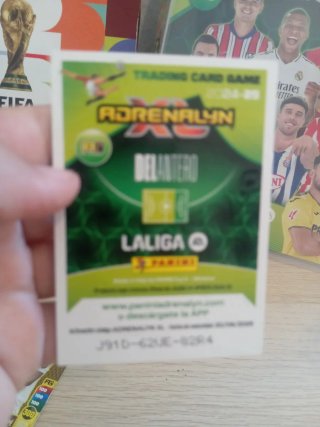 Cromos Adrenalyn XL Momentum y Balón de Oro