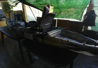 Kayak de Pesca con Accesorios