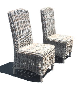 Pareja de sillas de mimbre beige/gris