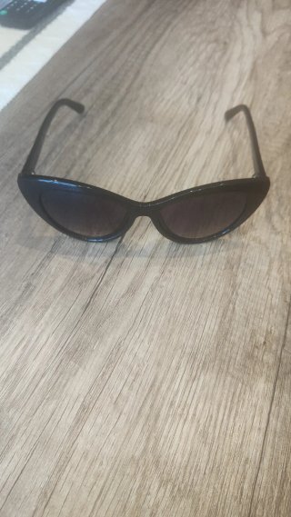 Gafas de sol Guess negras