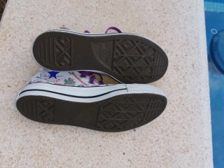 Converse Talla 37.5 Flores y cachemir