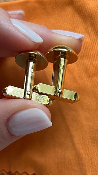 Gemelos Louis Vuitton Dorados