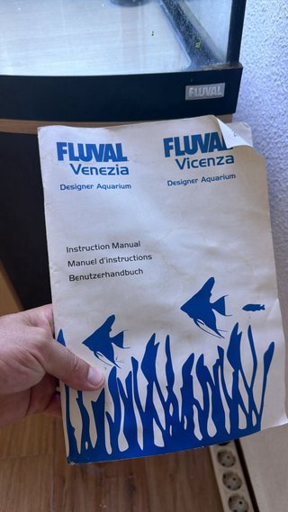 Pecera de cristal y plástico