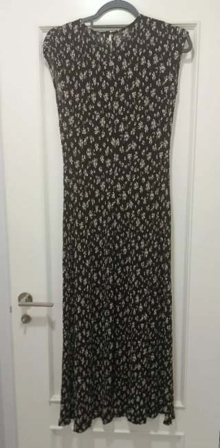 Vestido largo floral Mango