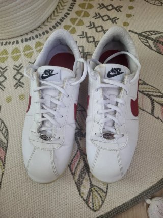Oportunidad Nike Cortez Blancas y Rojas