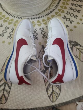 Oportunidad Nike Cortez Blancas y Rojas