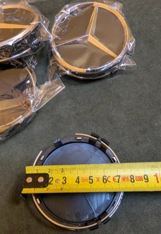 Tapabujes Mercedes Benz 75mm (4 unidades)