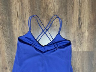 Elegante vestido largo azul