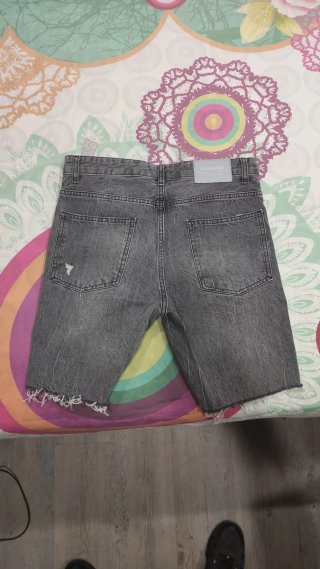 Pantalones vaqueros cortos Pull&Bear grises