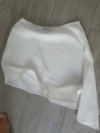 Falda Zara blanca