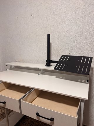 Scrivania (120x50 cm) + Supporto per laptop