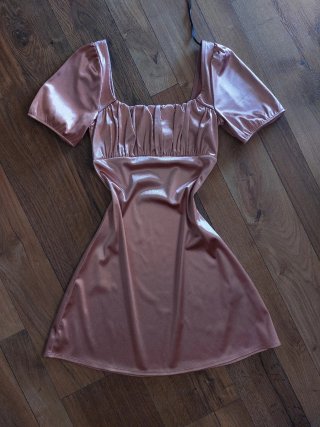 Mini abito satin rosa