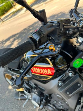 Yamaha XSR 900 80 black edition