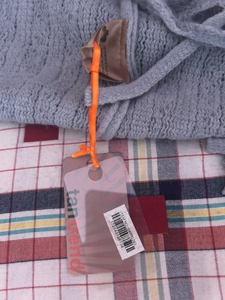 Capa de lana gris