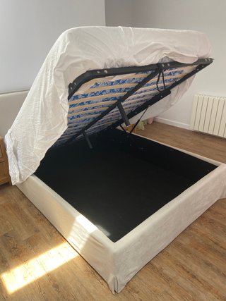 Cama canapé tapizada 135x190cm - Casi nueva