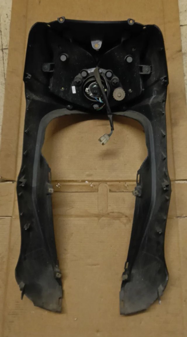 Frontal con foco Sym Symphony SR 125 i Euro4 negro