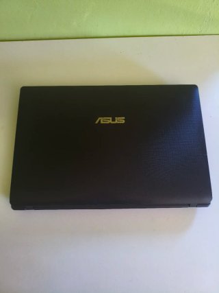 Portátil Asus i3 SSD 6GB RAM