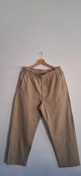 Jogger Beige UNIQLO Talla Única