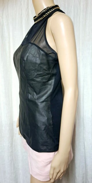 Top Pelle Nero con Catena Oro
