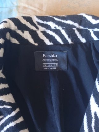 Chaqueta torera zebra Bershka