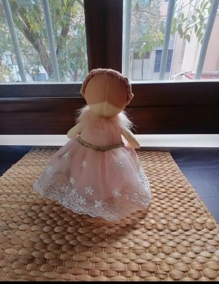 Muñeca sujetapuertas Zara Home.