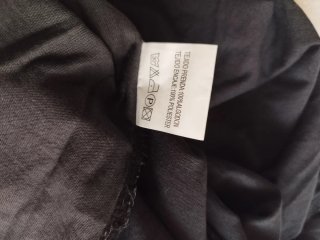 Camiseta sin mangas de encaje negro