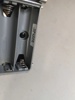 Radio Sony FM/AM ICF-S10MK2 Plata funcionando