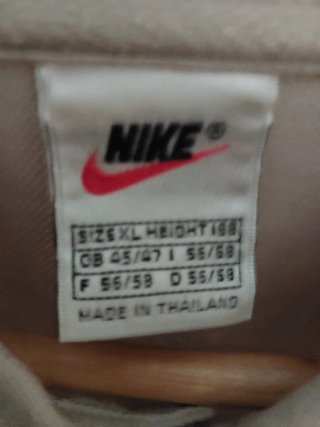 Polo Nike Beige manga corta Talla XL a estrenar.