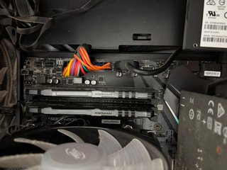 PC Gaming Blanco i5 9600K 16GB RAM 1.7TB