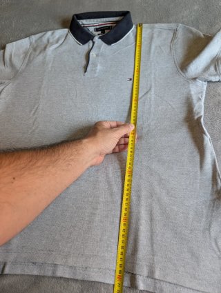 Polo Tommy Hilfiger Gris