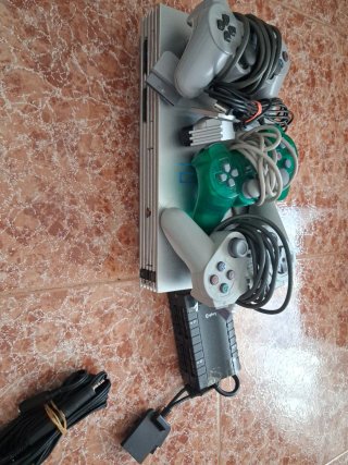 Consola PS2 Silver con 3 mandos
