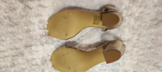 Sandalias tacón dorado talla 36