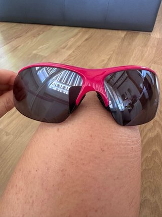 Gafas de sol deportivas rosas y negras