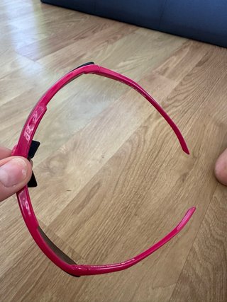 Gafas de sol deportivas rosas y negras