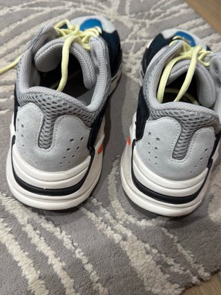 Adidas Yeezy 700 Wave Runner